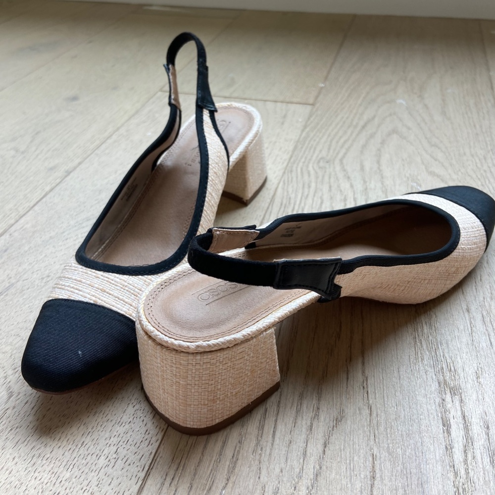 Tan and Black Sling Back Kitten Heel